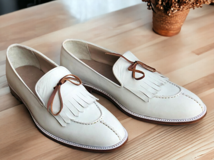 Elegant Handmade Men's White Leather Fringed & Tassel Dress Shoes - theleathersouq