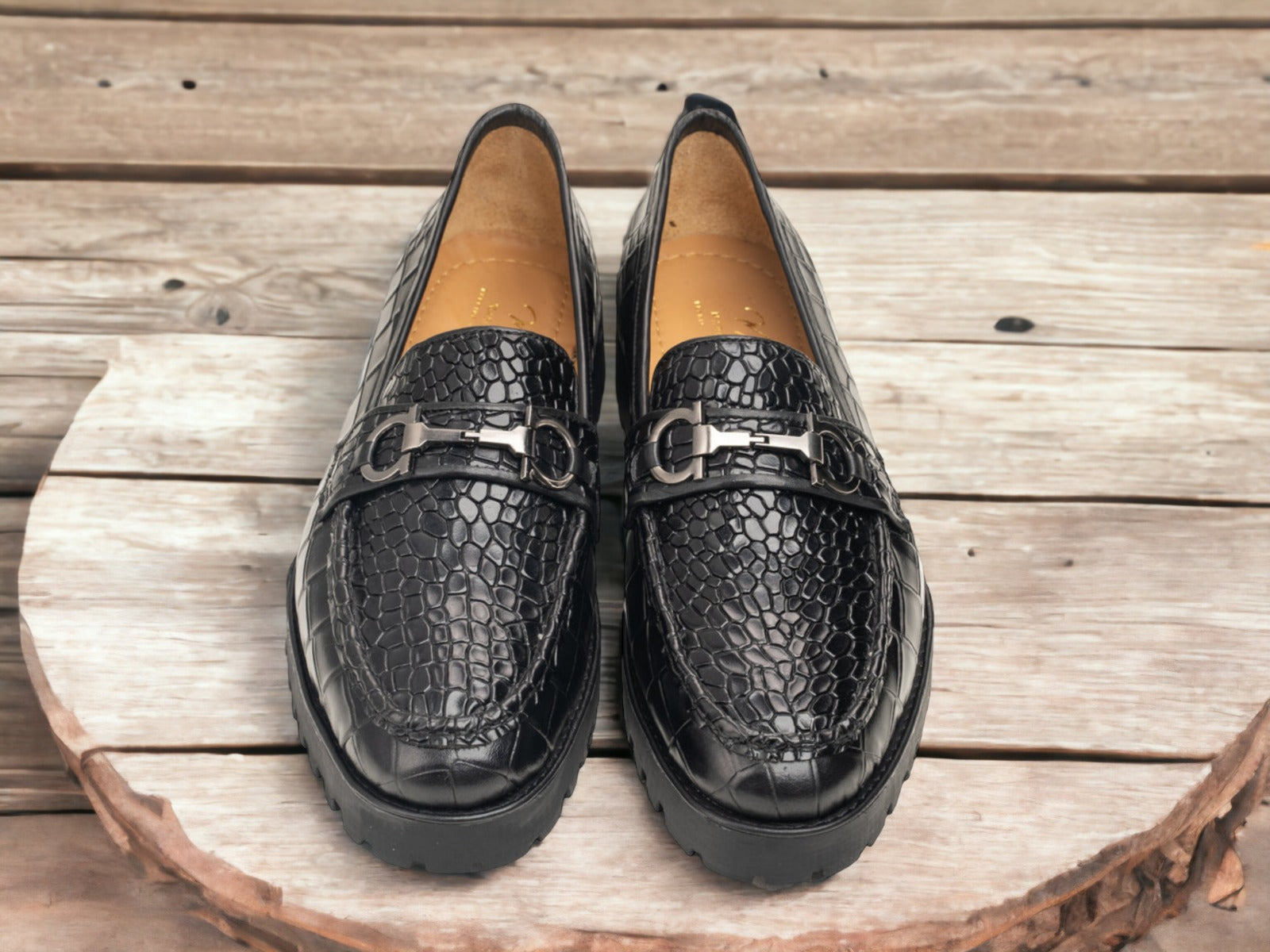 Awesome Gucci Loafer  Loafers men outfit, Gucci loafers outfit
