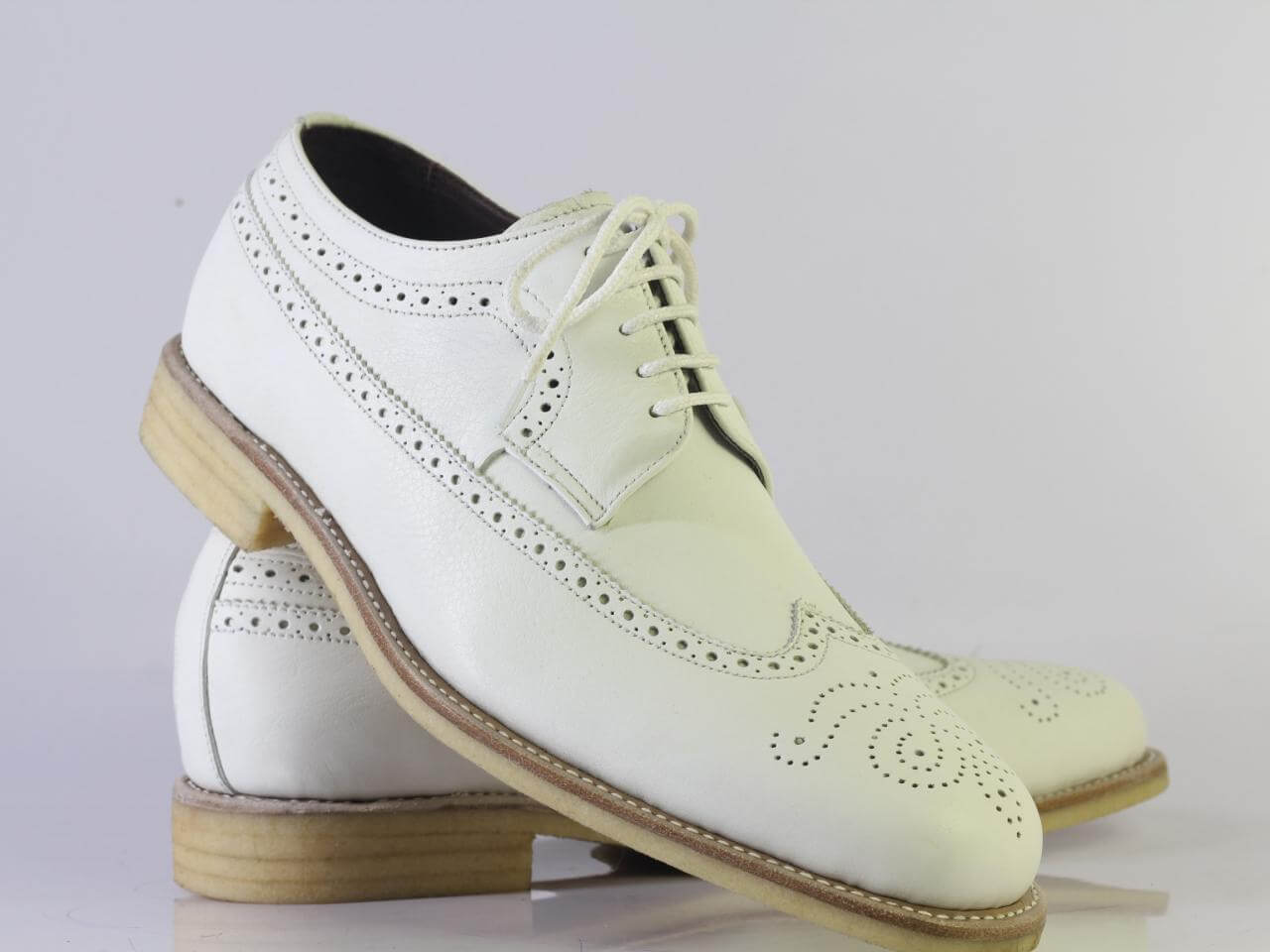 Handmade Men's Oxford White Leather Shoes, Men Wing Tip Brogue Dress Shoes - theleathersouq