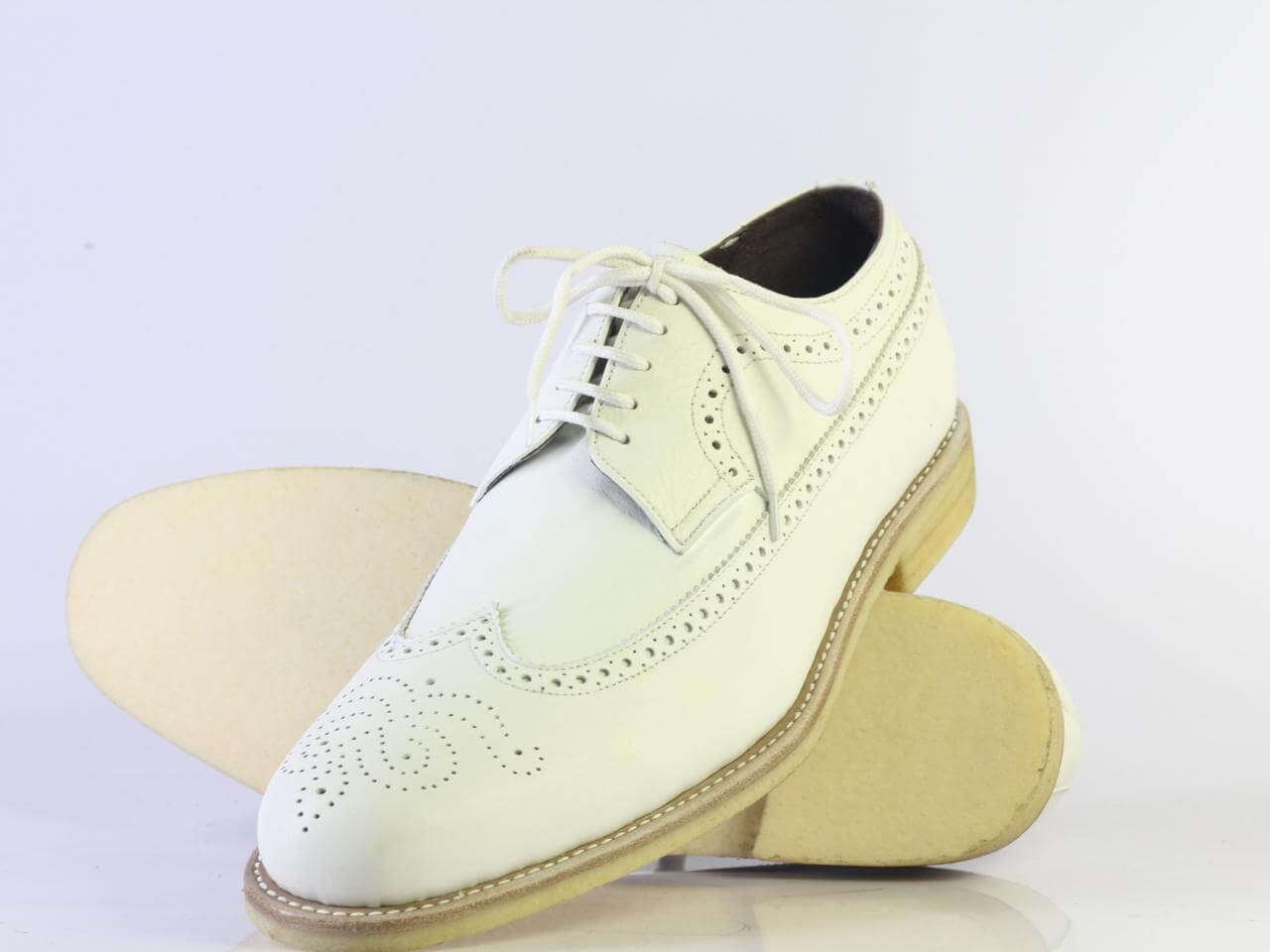 Handmade Men's Oxford White Leather Shoes, Men Wing Tip Brogue Dress Shoes - theleathersouq