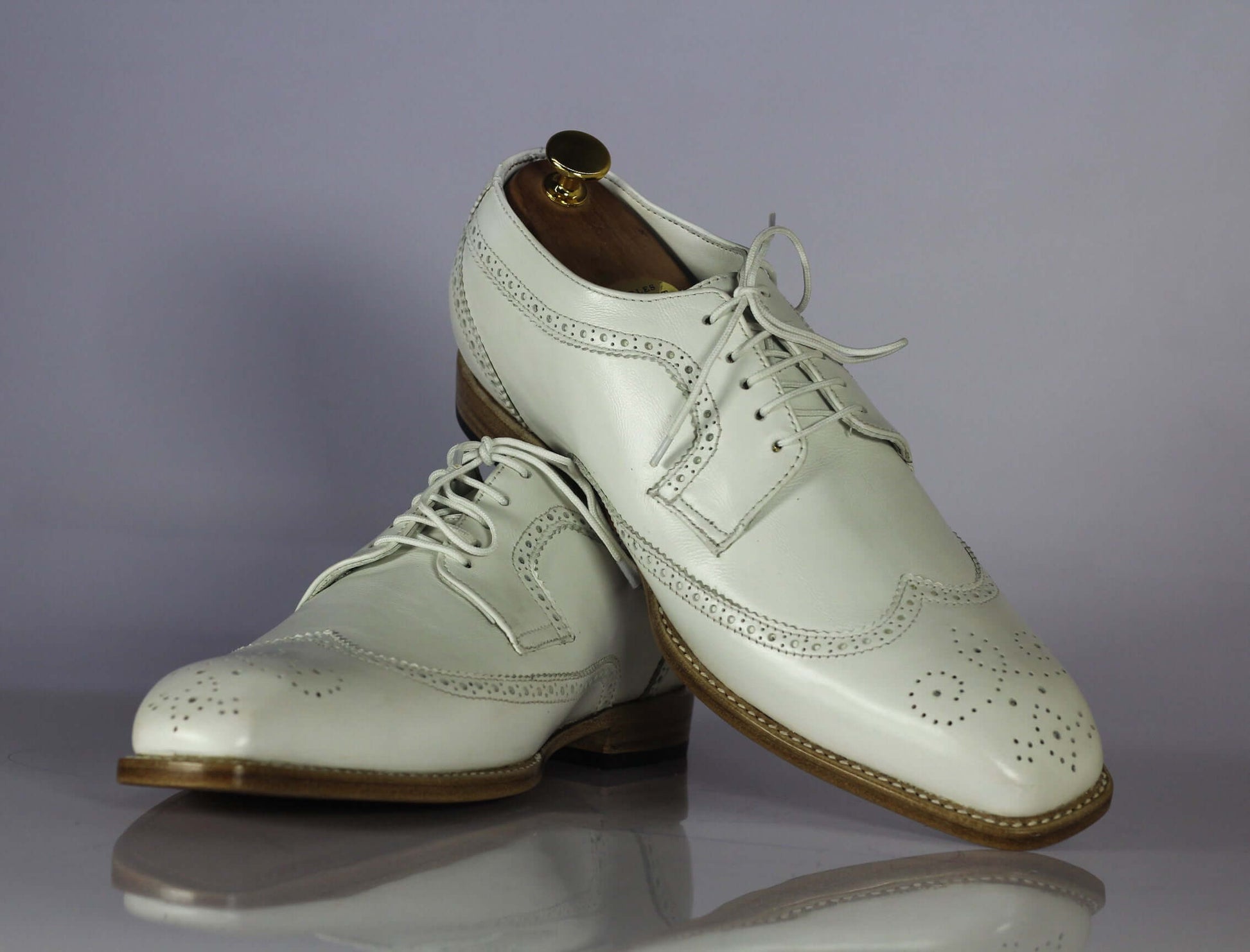 Handmade Men's White Leather Wing Tip Brogue Shoes, Men Designer Fashion Shoes - theleathersouq