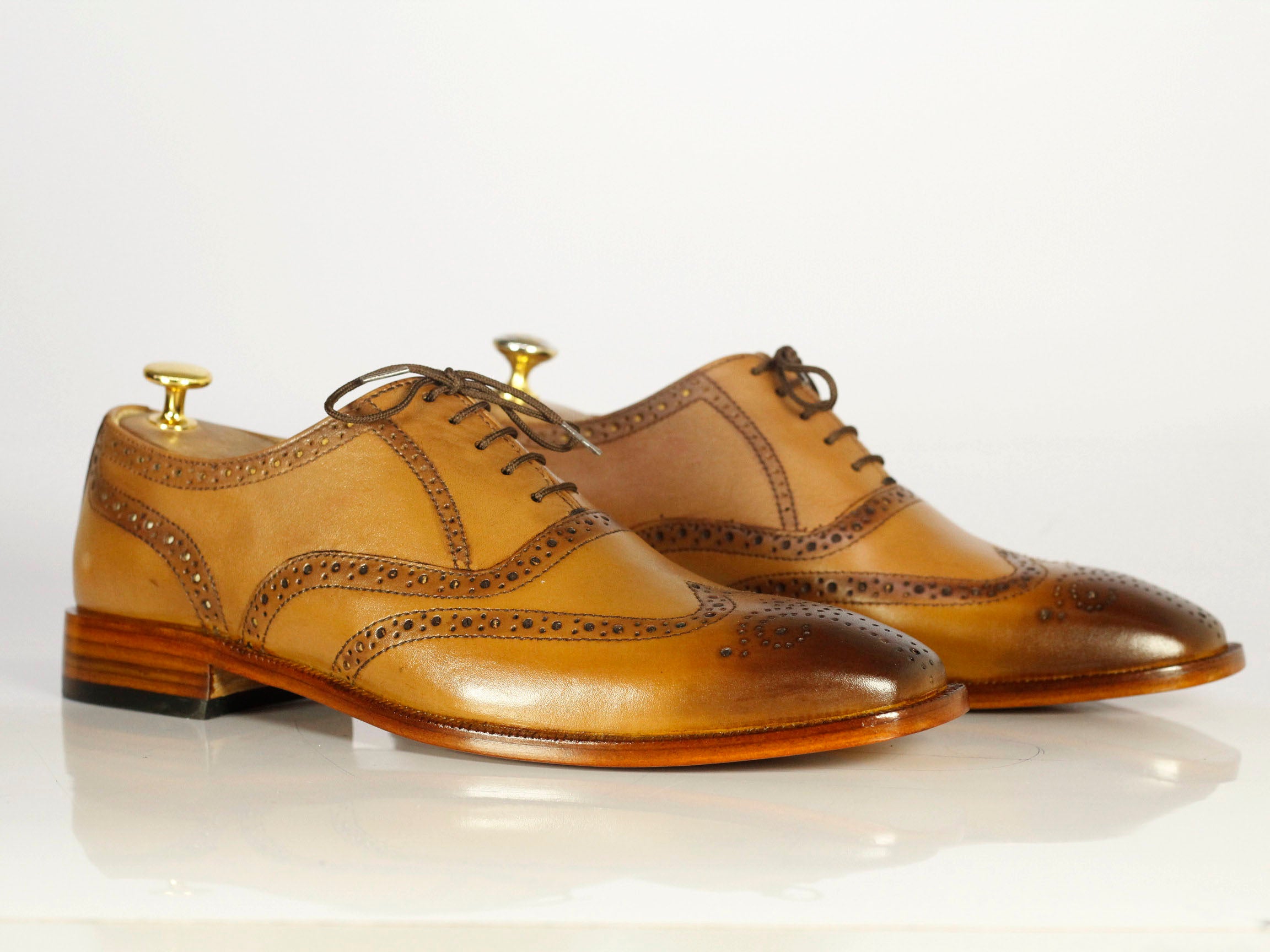 Handmade Mens Tan brown wingtip Leather Dress shoes, Men brogue formal shoes