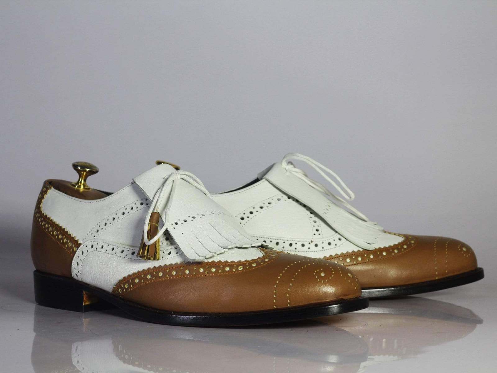 Handmade Men's Tan White Wing Tip Brogue Leather Fringes Shoes, Men Designer Dress Formal Luxury Shoes - theleathersouq