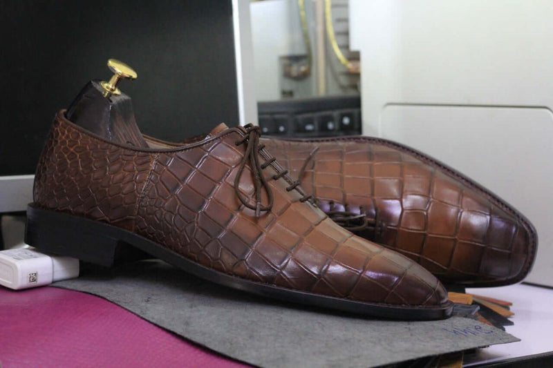 Awesome Handmade Men's Brown Alligator Textured Leather Shoes, Men Dress Formal Lace Up Shoes